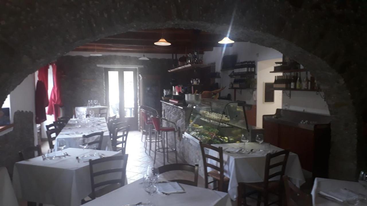 Taverna Del Dolmen Millesimo Ngoại thất bức ảnh